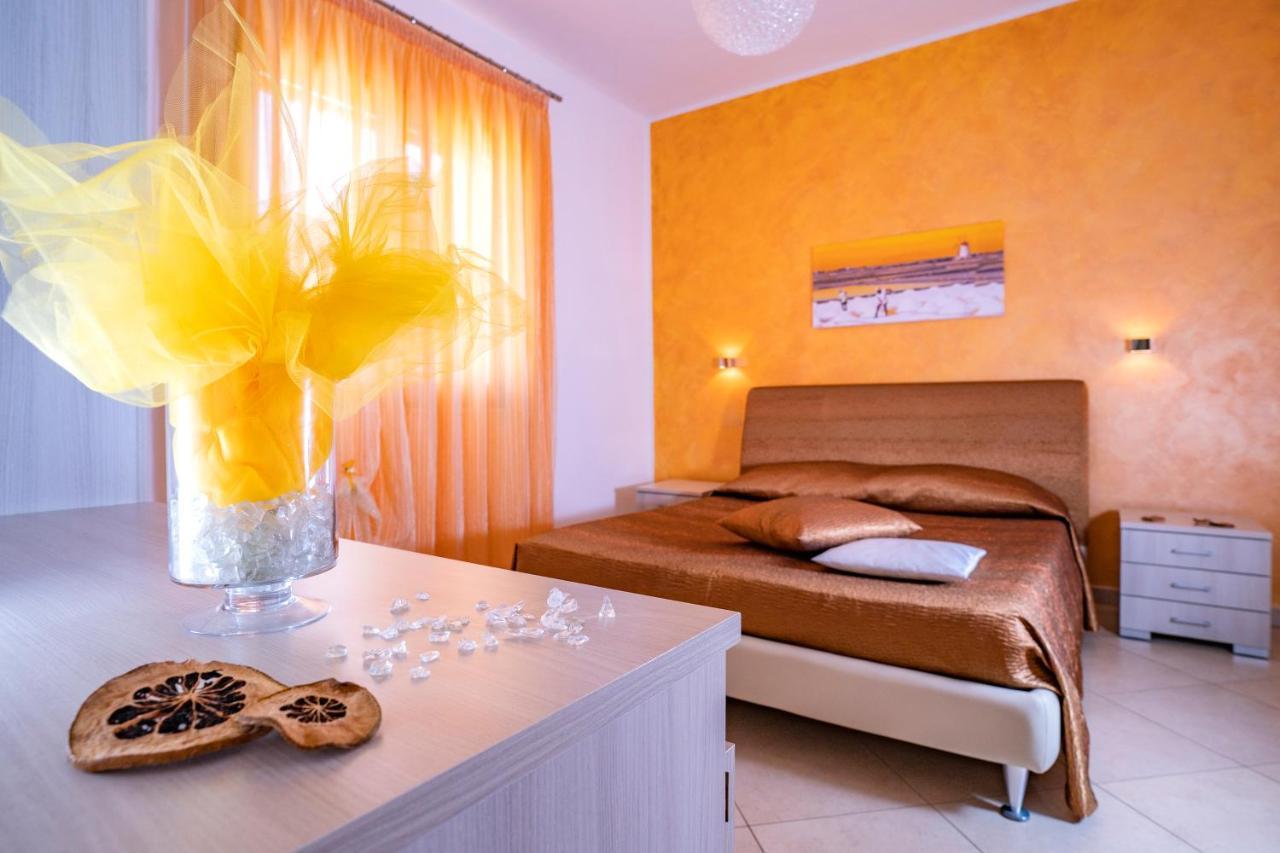 B&B Pietre Preziose Кастеллуццо Экстерьер фото