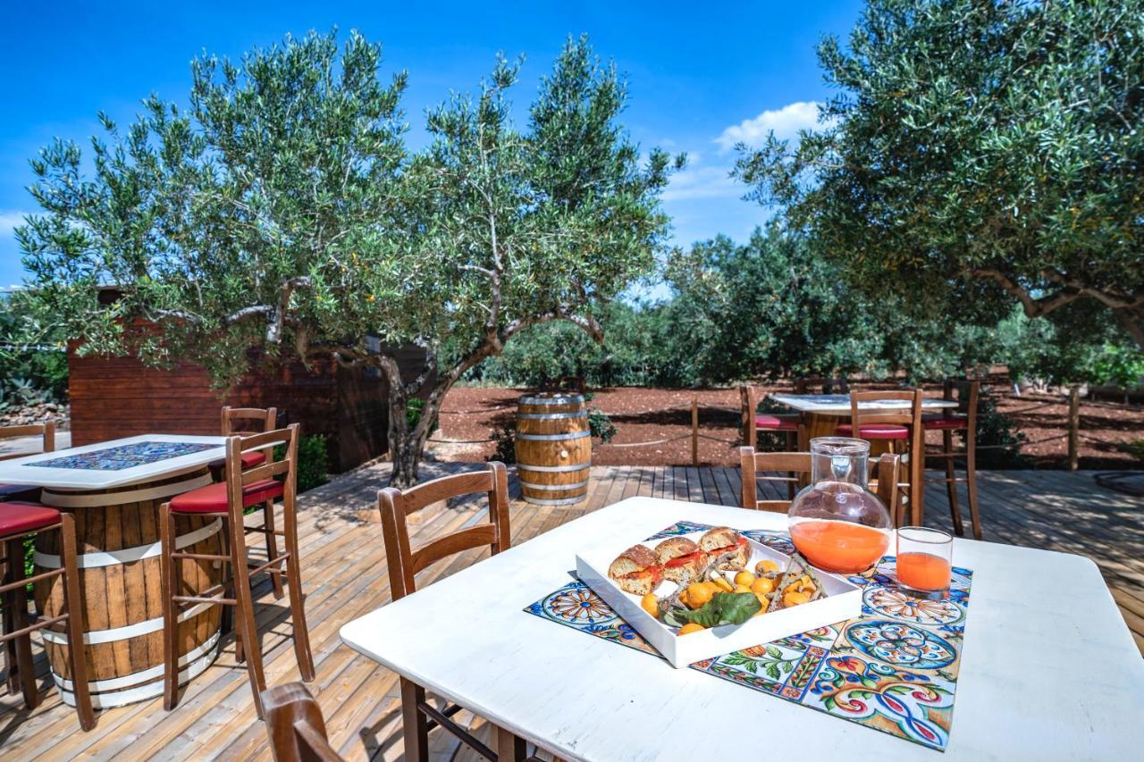 B&B Pietre Preziose Кастеллуццо Экстерьер фото