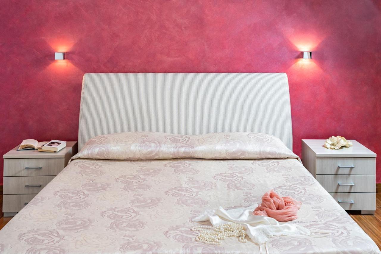 B&B Pietre Preziose Кастеллуццо Экстерьер фото