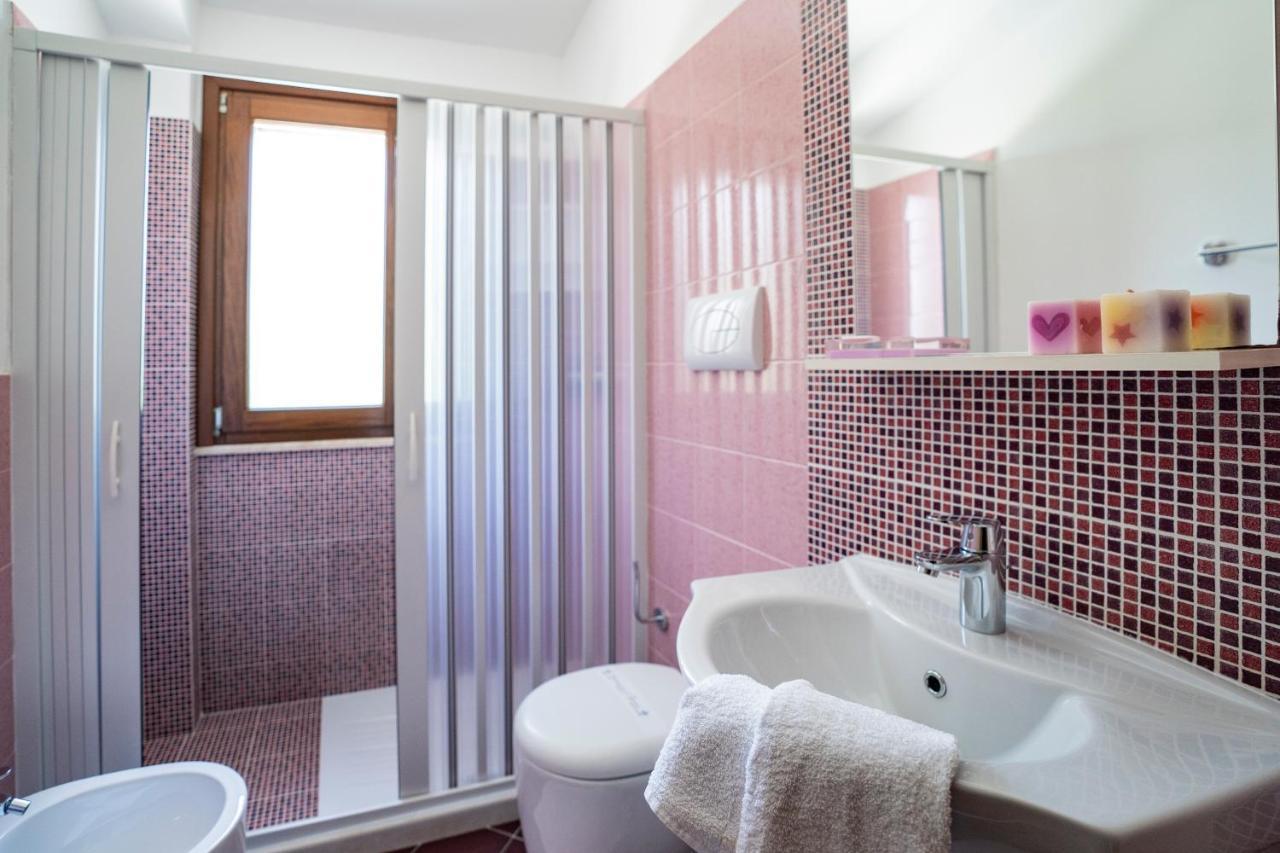 B&B Pietre Preziose Кастеллуццо Экстерьер фото